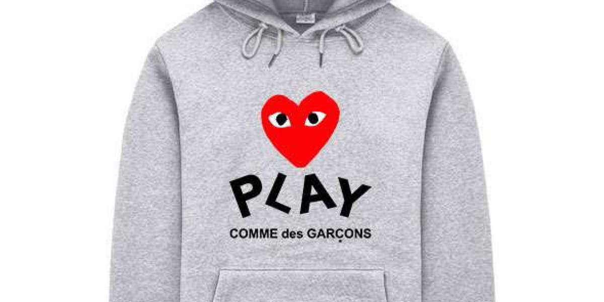 Commes De Garcon new online shop