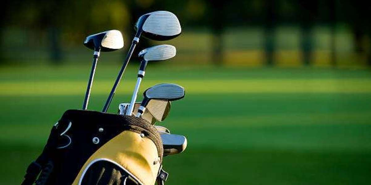 What Features Are Golfers Looking for in Modern Golf Bags?